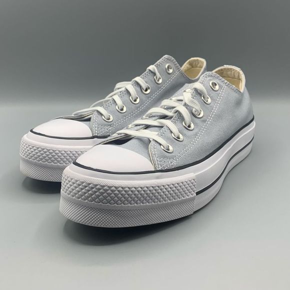 WMNS Converse Chuck Taylor All Star Lift low Size 10